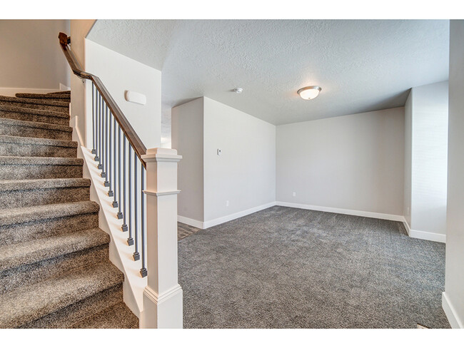 Building Photo - 1147 Independence Ave