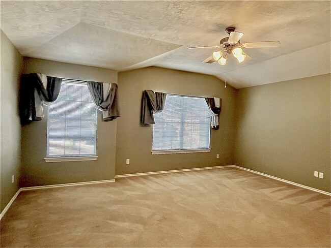 Building Photo - 16219 Sandy Path Ln
