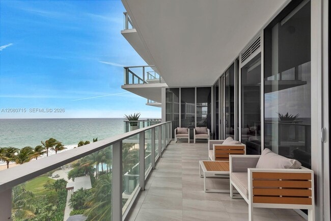 Building Photo - 2200 N Ocean Blvd