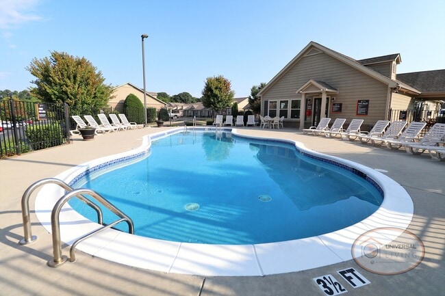 Building Photo - The Villas at Boone Ridge