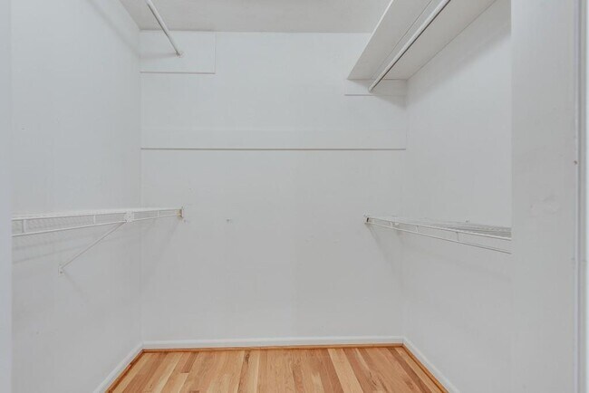 Building Photo - 2663 Rangewood Dr NE