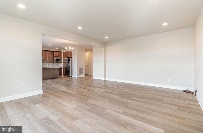 Building Photo - 1726 Bradley Dr