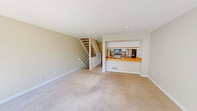 Building Photo - 2059 Coleman Dr