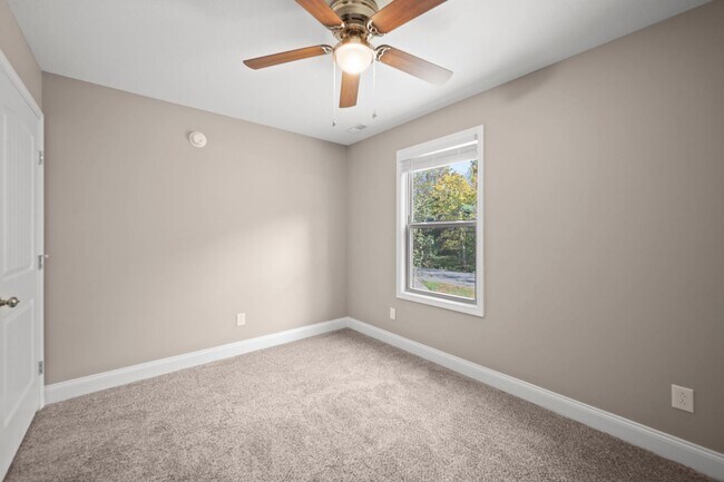 Building Photo - Beautiful 4BR Home with Finished Basement