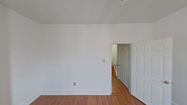 Building Photo - 2629 S Rosewood St