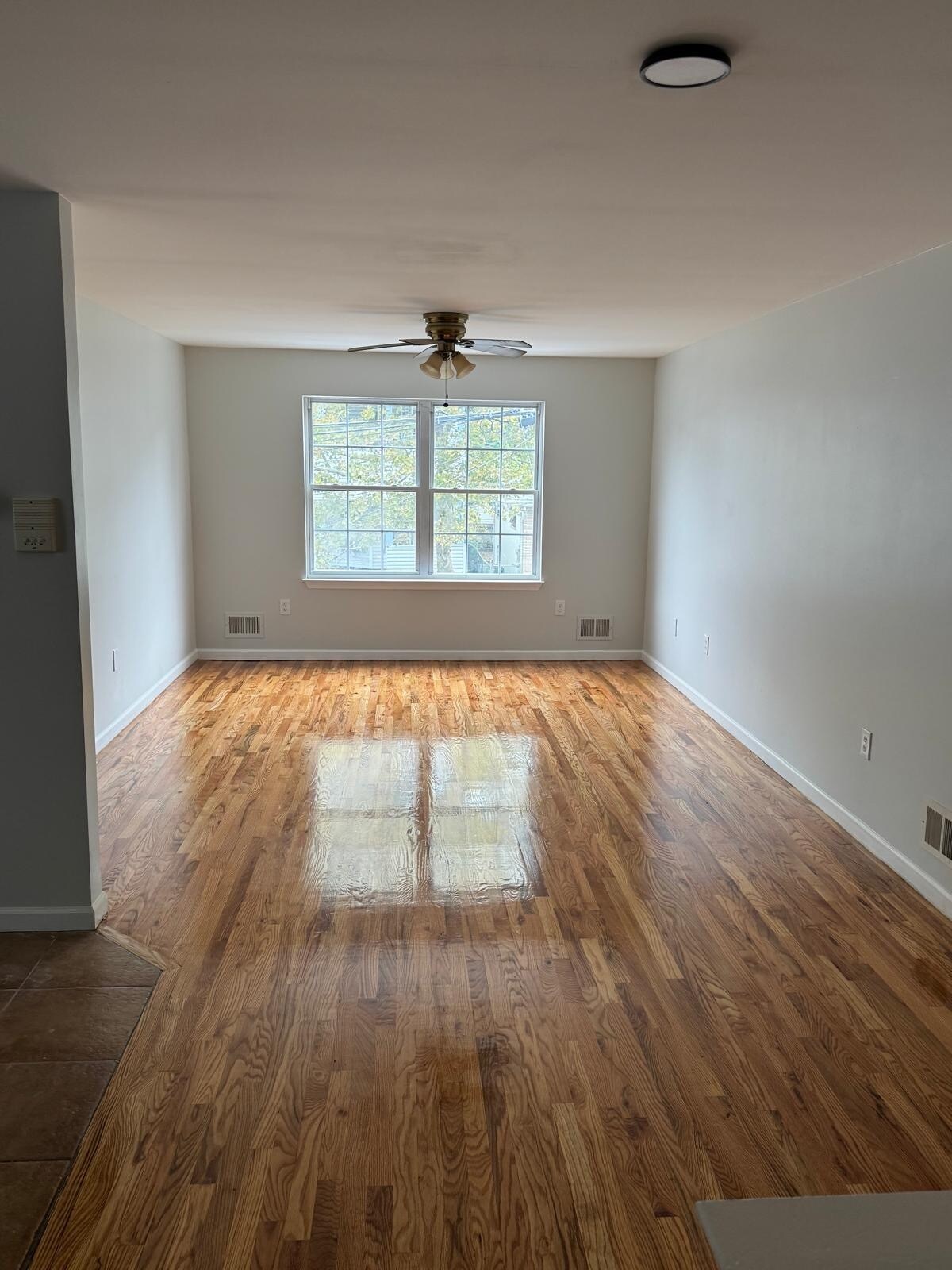 Building Photo - 74 Kenmore Ave