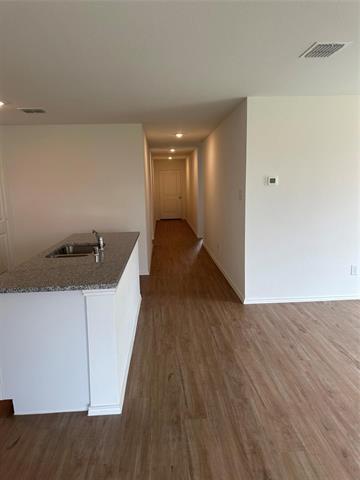 Building Photo - 330 Mahogany Ln