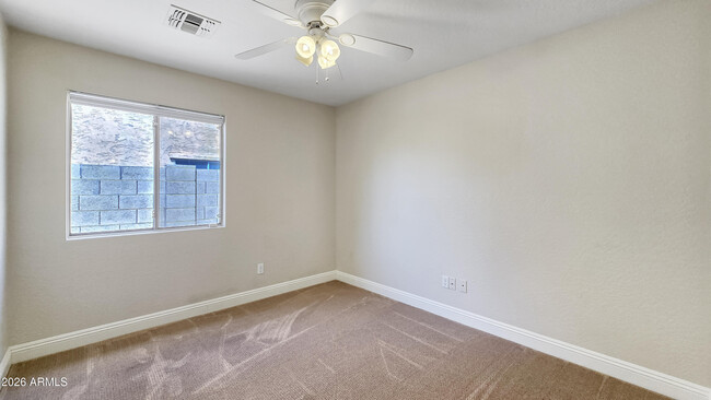 Building Photo - 25673 W Northern Lights Way