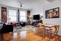 Building Photo - 915 Franklin St