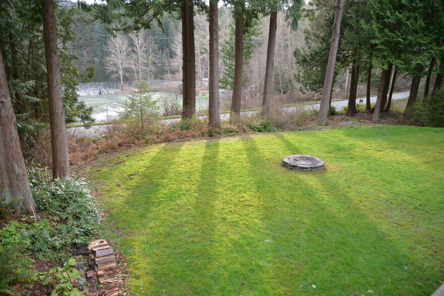 Building Photo - 4301 Wilkin St