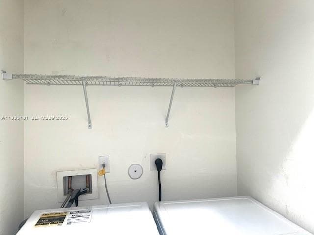 Building Photo - 5505 NW 27th Ct