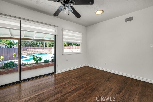 Building Photo - 6139 Tampa Ave