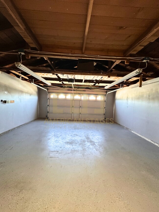 Building Photo - 3410 Constellation Rd