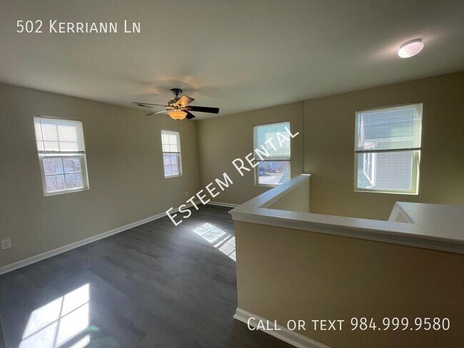 Building Photo - 502 Kerriann Ln