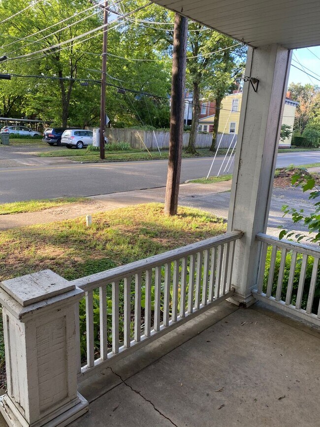 Building Photo - 210 N Nansemond St