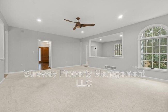 Building Photo - 1 Sweet Gum Ct