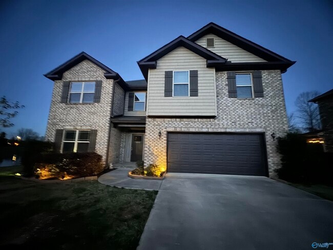 Building Photo - 7503 Colibri Cir SE