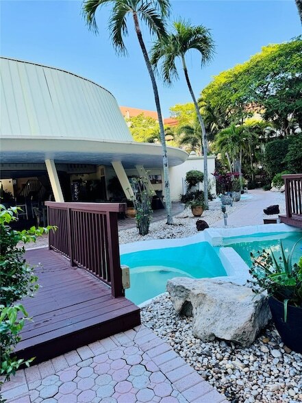 Building Photo - 5300 NE 24th Terrace