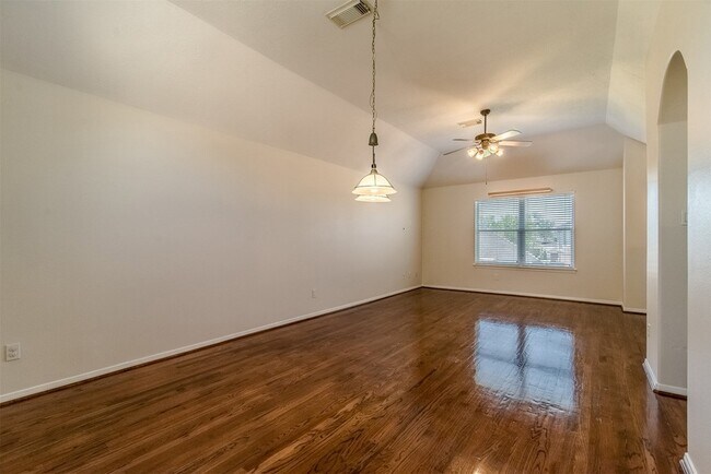Building Photo - 11414 Summit Bay Dr