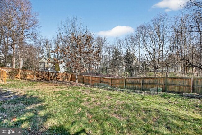 Building Photo - 2323 Springdale Ln