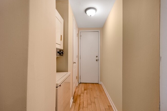 Building Photo - Spacious 2BR/2.5BA Townhome with Finished Basement & Extra Storage