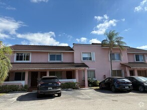 Building Photo - 8039 Lake Dr