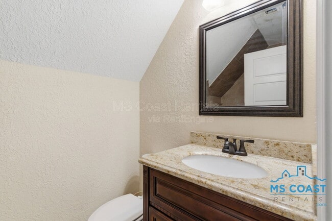 Building Photo - 2012 Parkview Cove