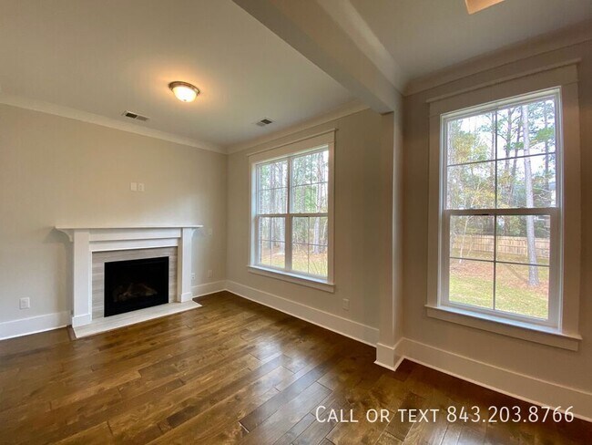 Building Photo - 478 Woodspring Rd