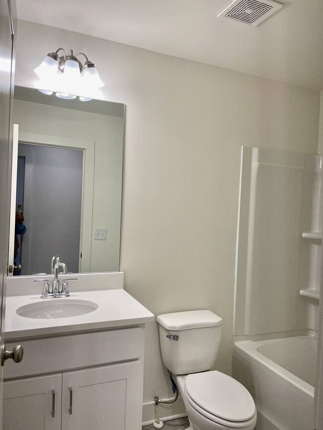 Building Photo - 23 Auburn Crossing Dr