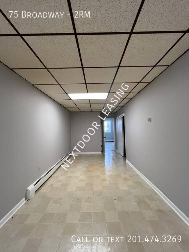 Building Photo - 75 Broadway-2RM