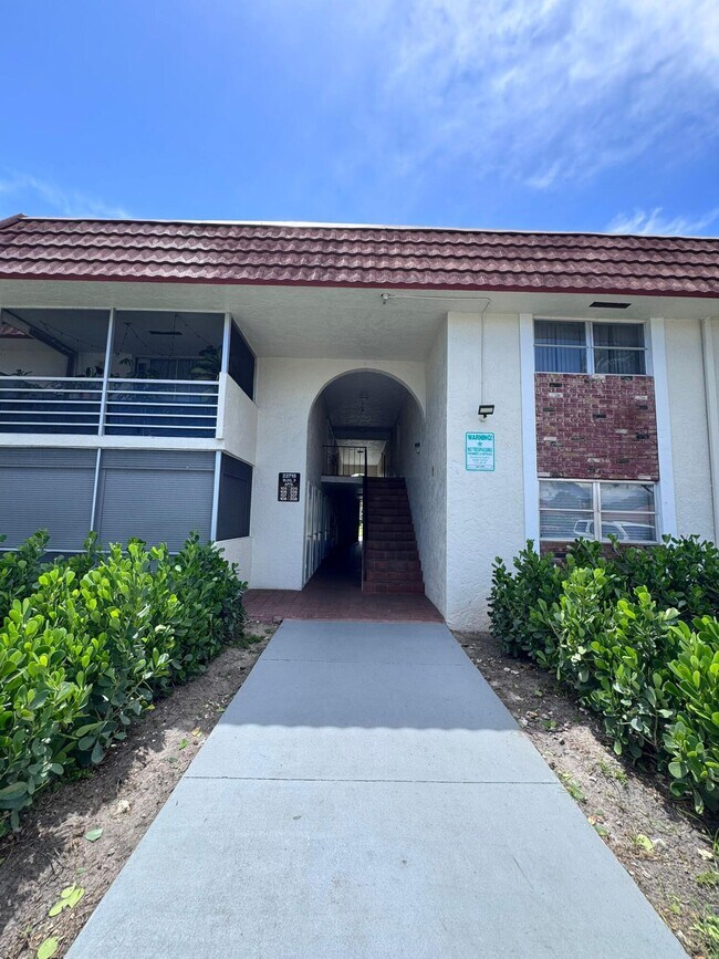 Building Photo - 22715 SW 66th Ave