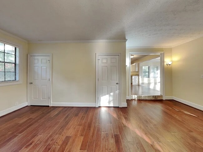 Building Photo - 3974 Irvindale Rd NW