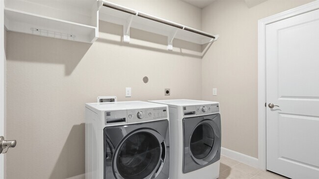 Building Photo - 21450 Petherton Dr