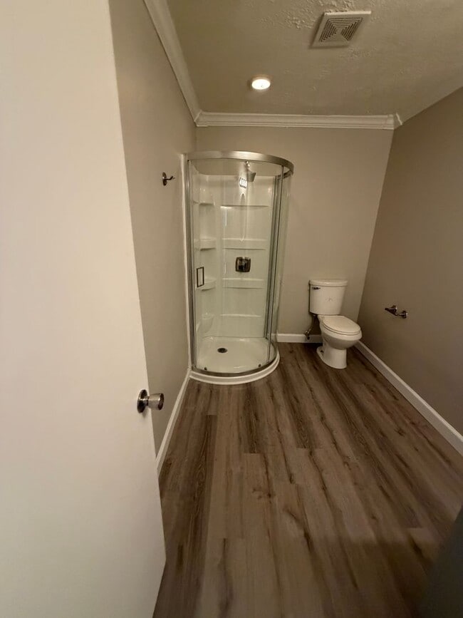 Building Photo - Newly Renovated For You!