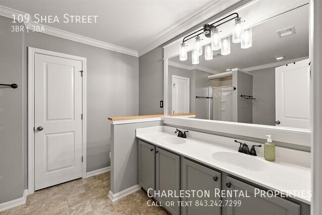 Building Photo - 109 Shea St