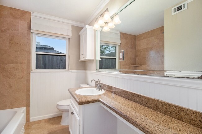 Building Photo - 8418 Lorrie Dr