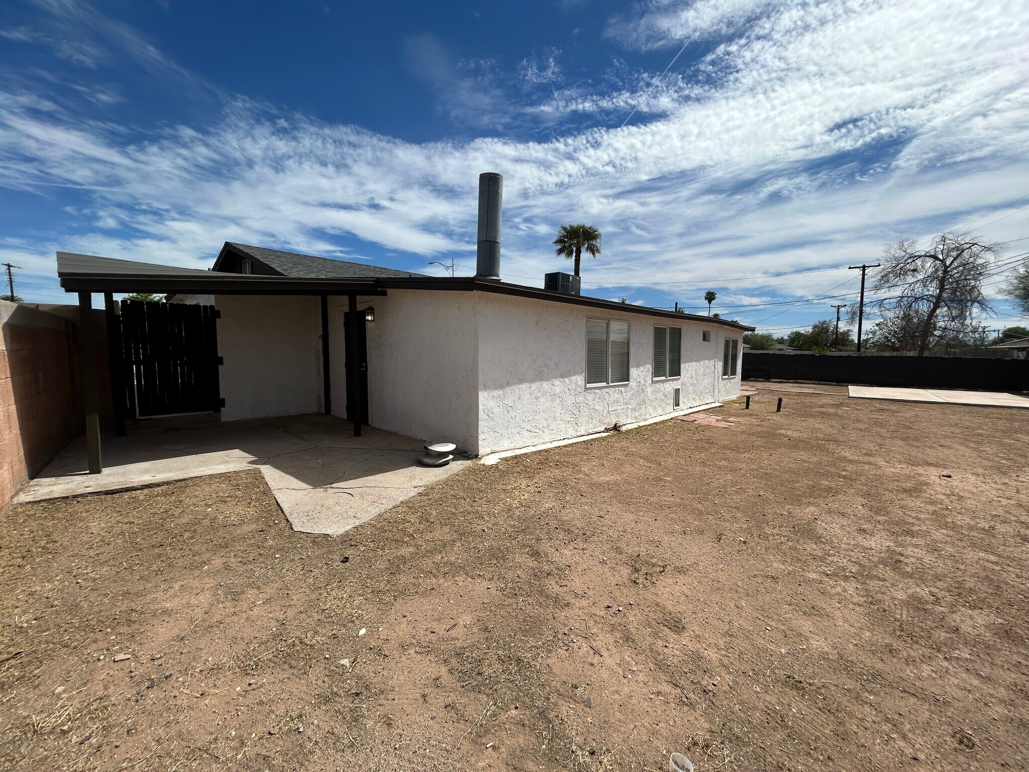 Building Photo - 3062 N 42nd Ave