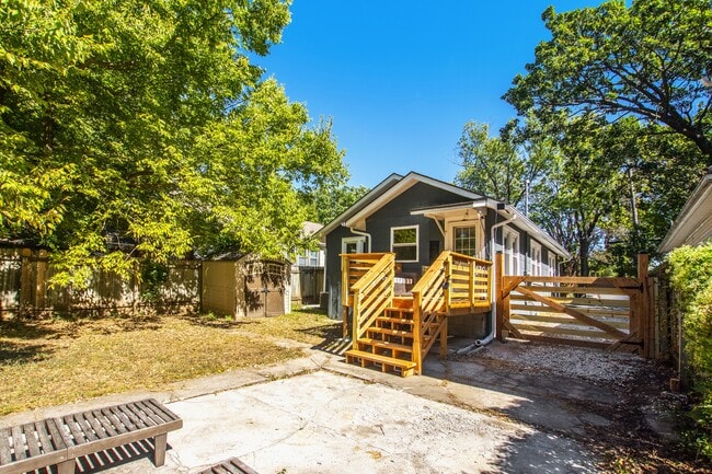 Building Photo - 4342 Pearl St