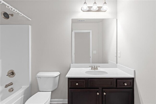 Building Photo - 1925 Wheylon Dr