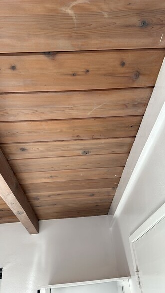 Building Photo - 17739 Welby Way