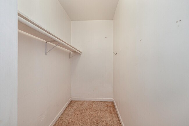 Building Photo - 2772 N Bremen St