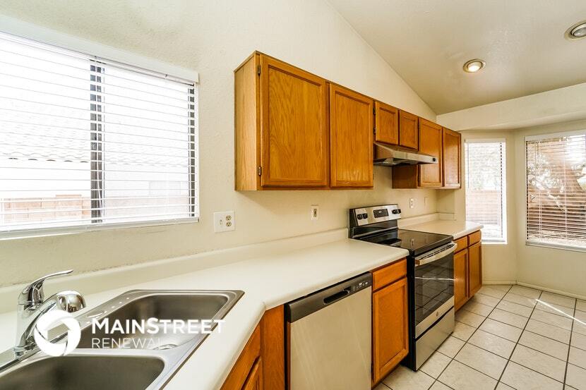 Building Photo - 8991 N Brimstone Way