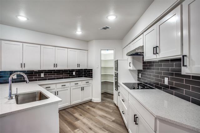 Building Photo - 10636 Pagewood Dr