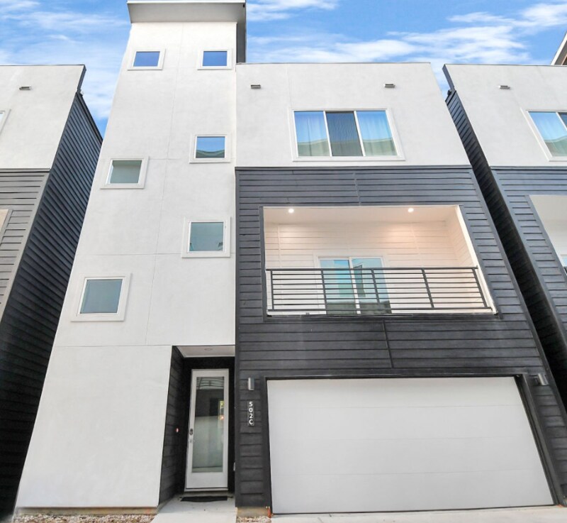 Building Photo - 502 Schweikhardt St