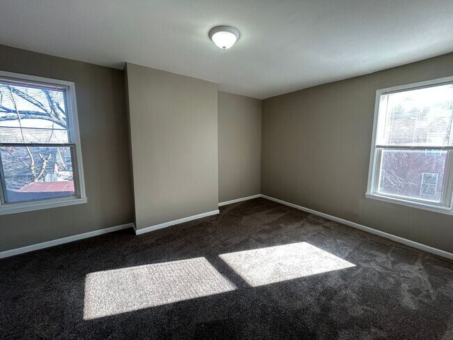 Building Photo - 1324 Beech Ave