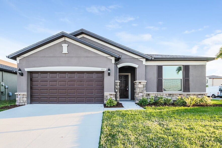 Primary Photo - 3900 Trujilo Ln