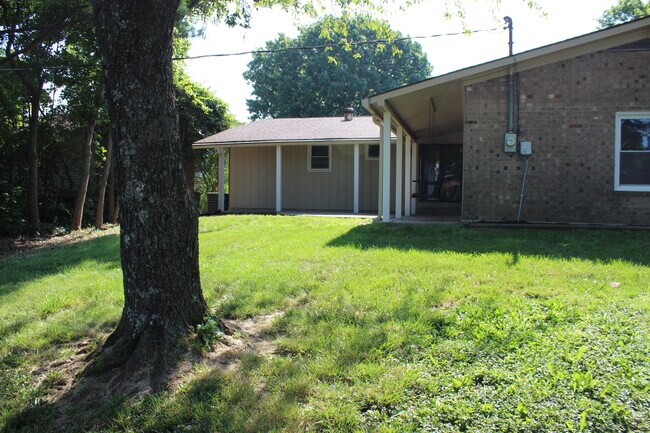 Building Photo - 3193 Carriage Ln