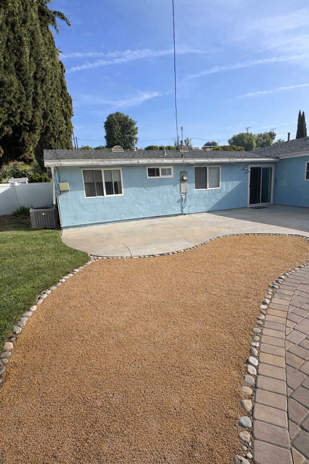 Building Photo - 148 Galsworthy St