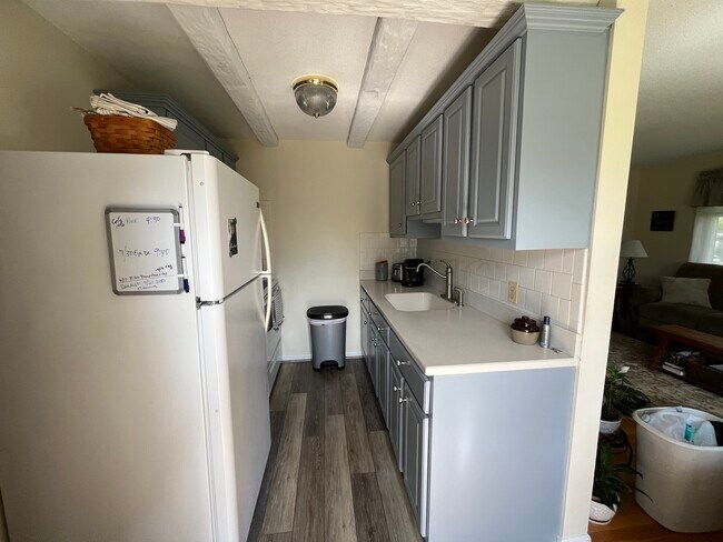 Building Photo - 1 Walcott Valley Dr