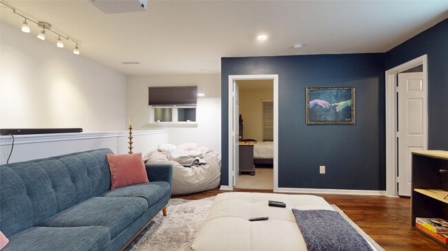 Building Photo - 14526 Chasing Bend Dr